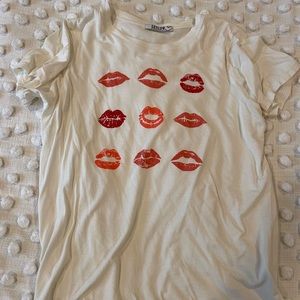 Anthropologie T-Shirt Medium